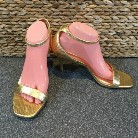 Lilly Pulitzer Gold “Natalie” Heels - Picture 3 of 15